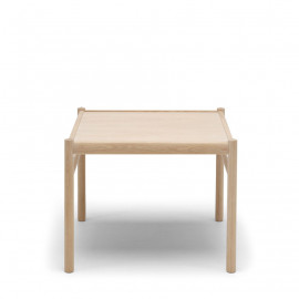 OW449  Colonial Coffee Table