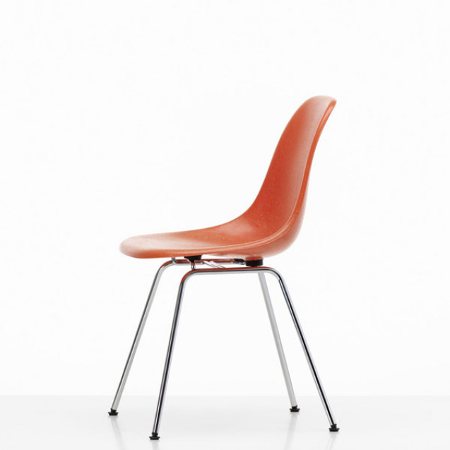 Eames Fiberglass Chair