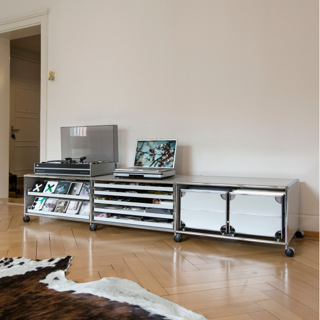 Usm haller clearance tv unit