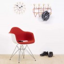 Eames Plastic Armchair DAR